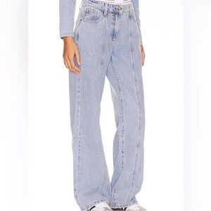 Lioness Dawson Low Waisted Jeans!